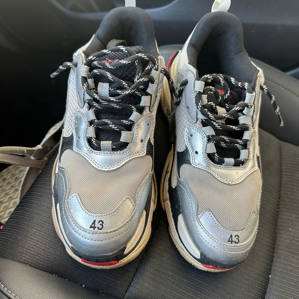 Balenciaga Triple S